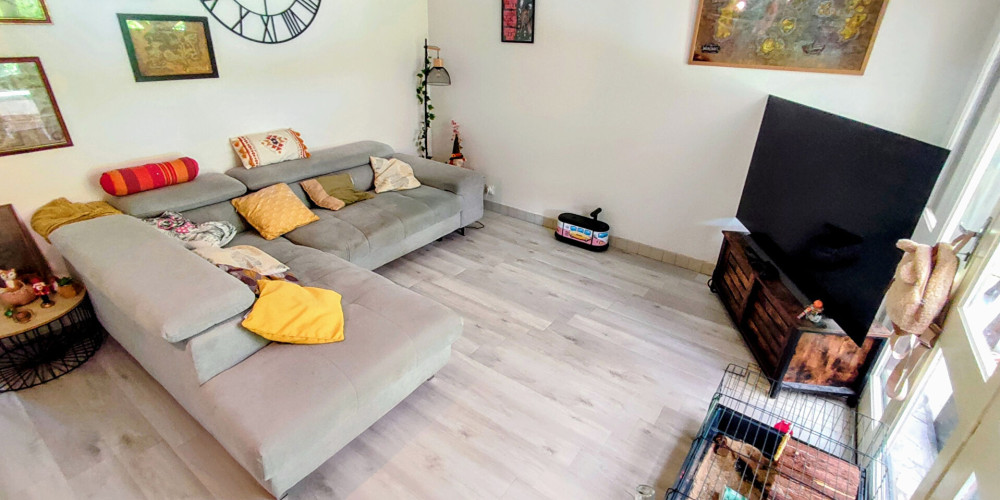 maison à ST PIERRE DU MONT (40280)